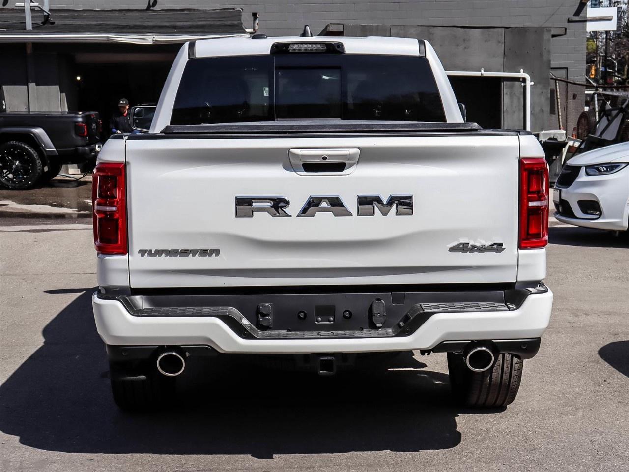 2026 RAM 1500 TUNGSTEN 4X4 CREW CAB 5'7" BOX Photo3