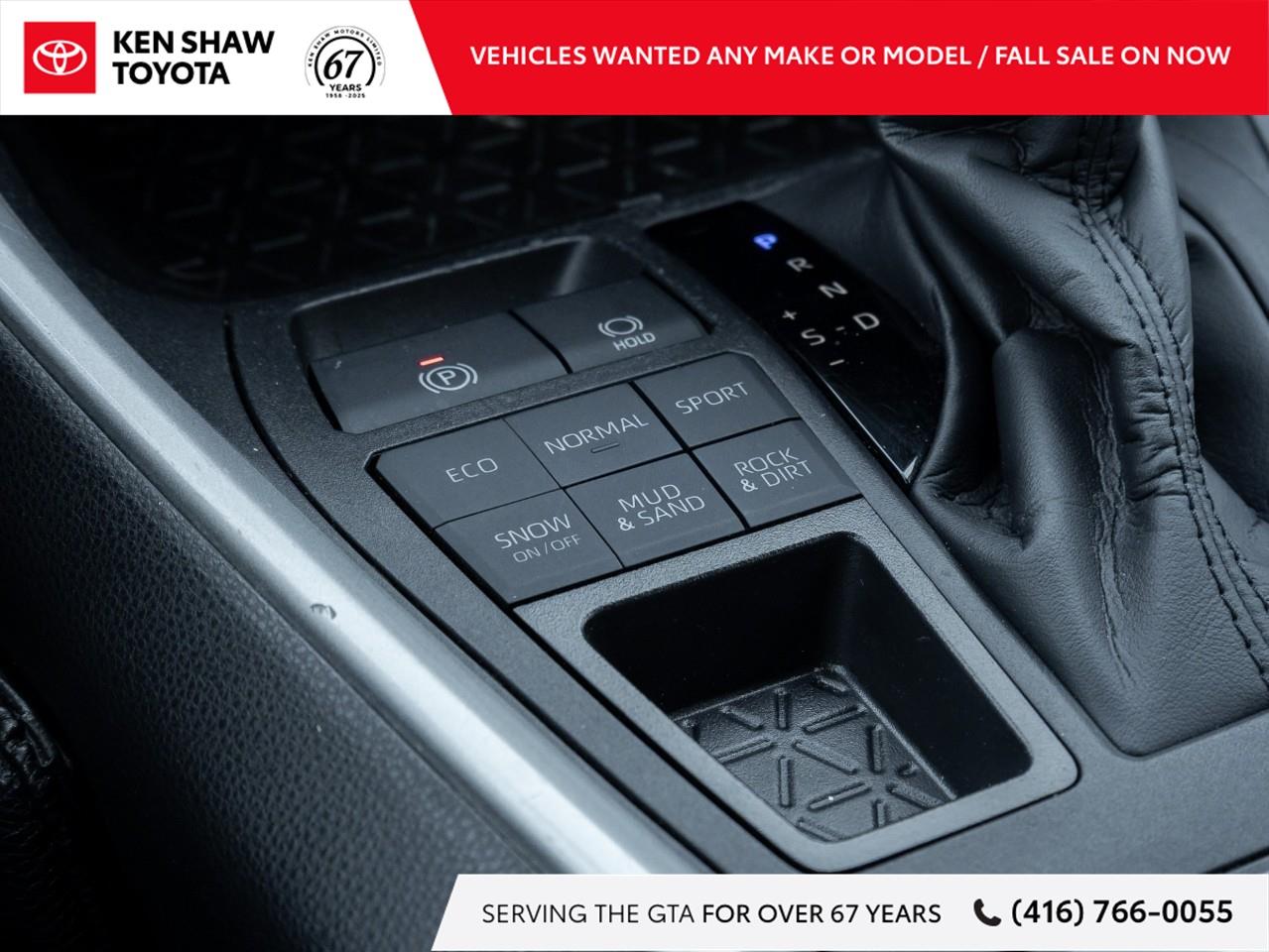 2023 Toyota RAV4 XLE 4dr All-wheel Drive Photo