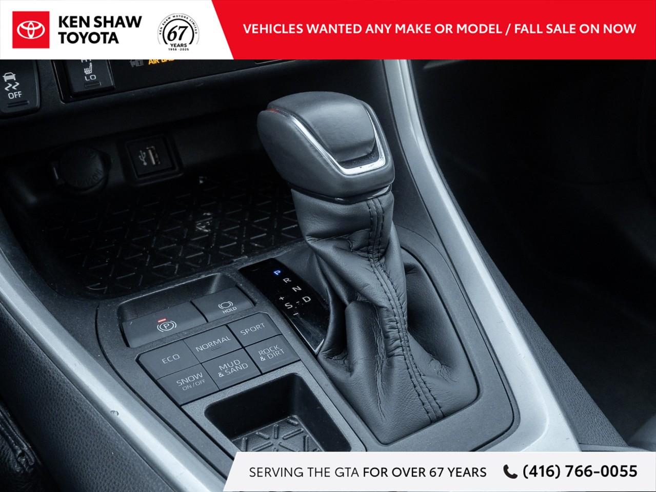 2023 Toyota RAV4 XLE 4dr All-wheel Drive Photo