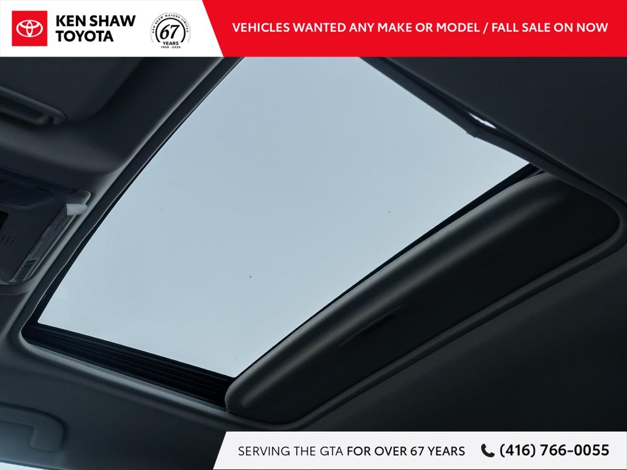 2023 Toyota RAV4 XLE 4dr All-wheel Drive Photo