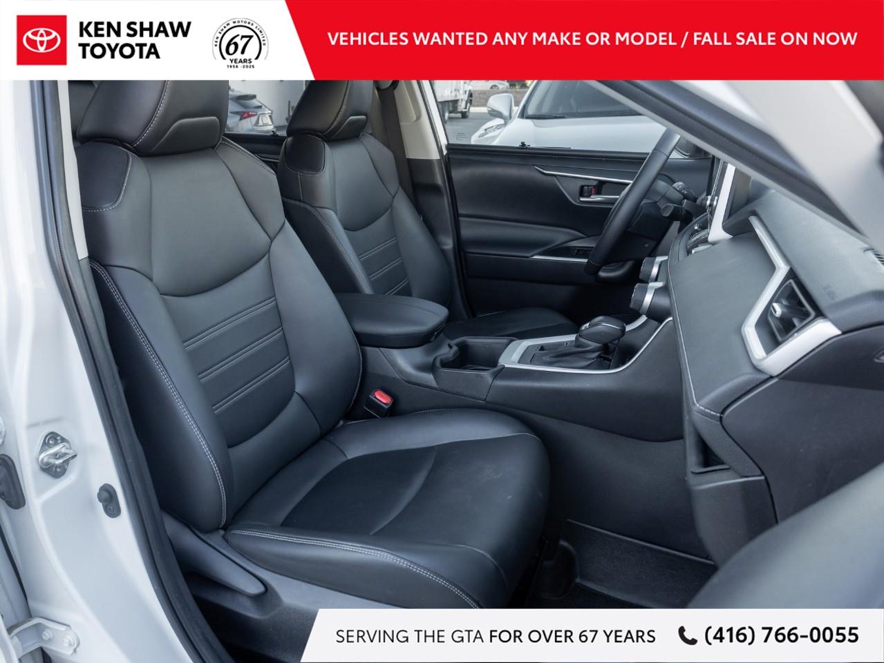 2023 Toyota RAV4 XLE 4dr All-wheel Drive Photo