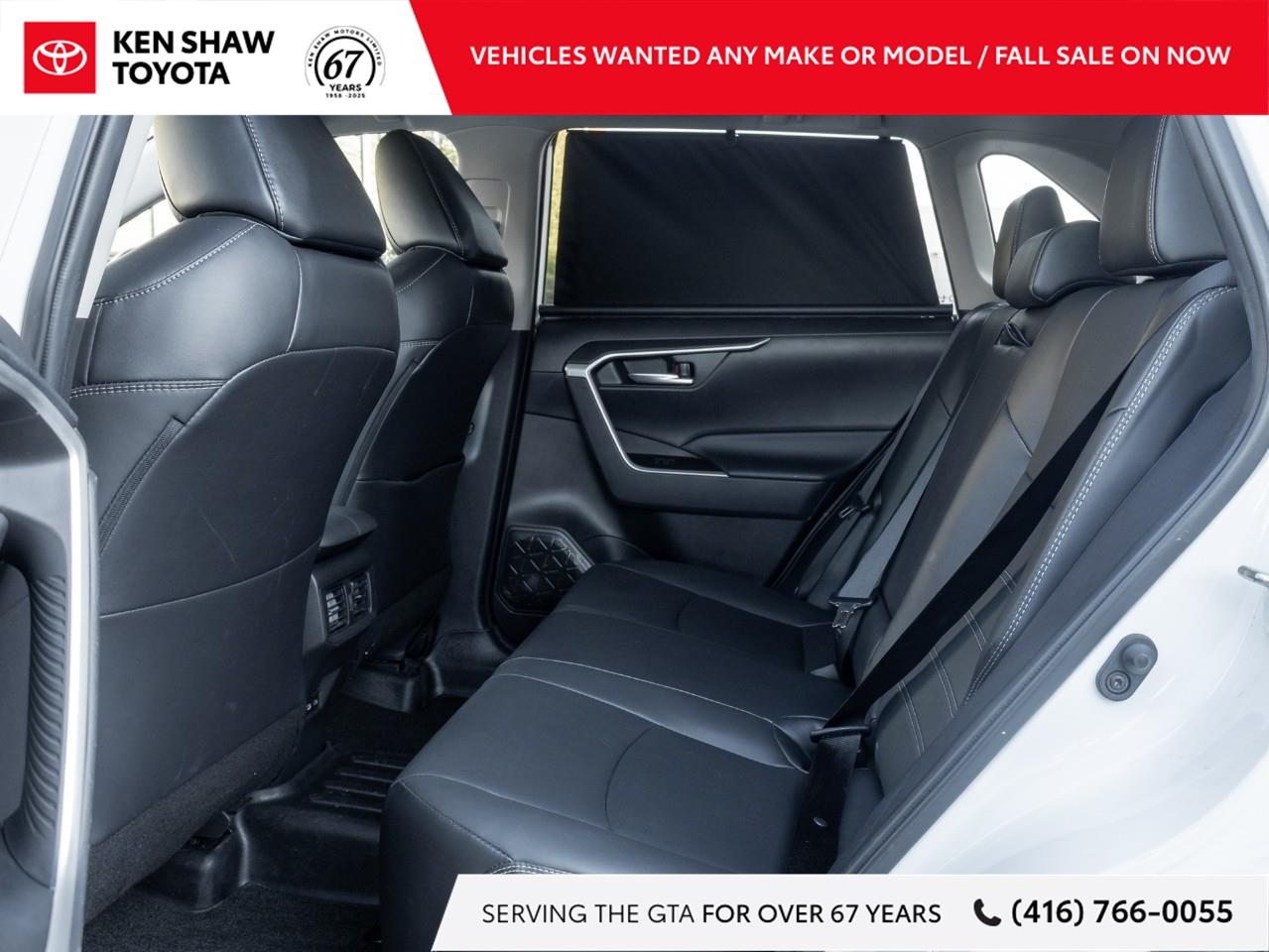2023 Toyota RAV4 XLE 4dr All-wheel Drive Photo