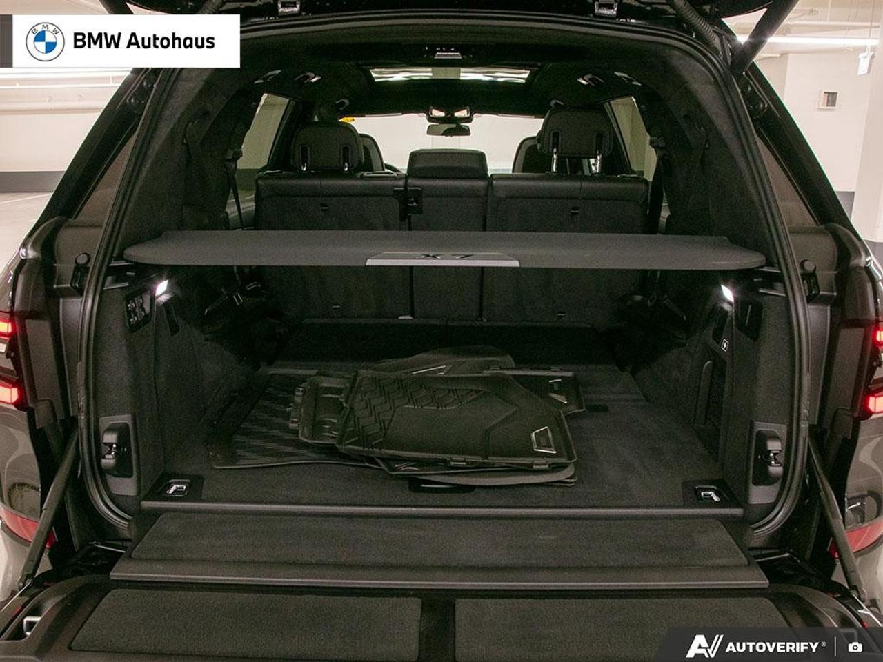 2023 BMW X7 M60i Sports Activity Vehicle Photo