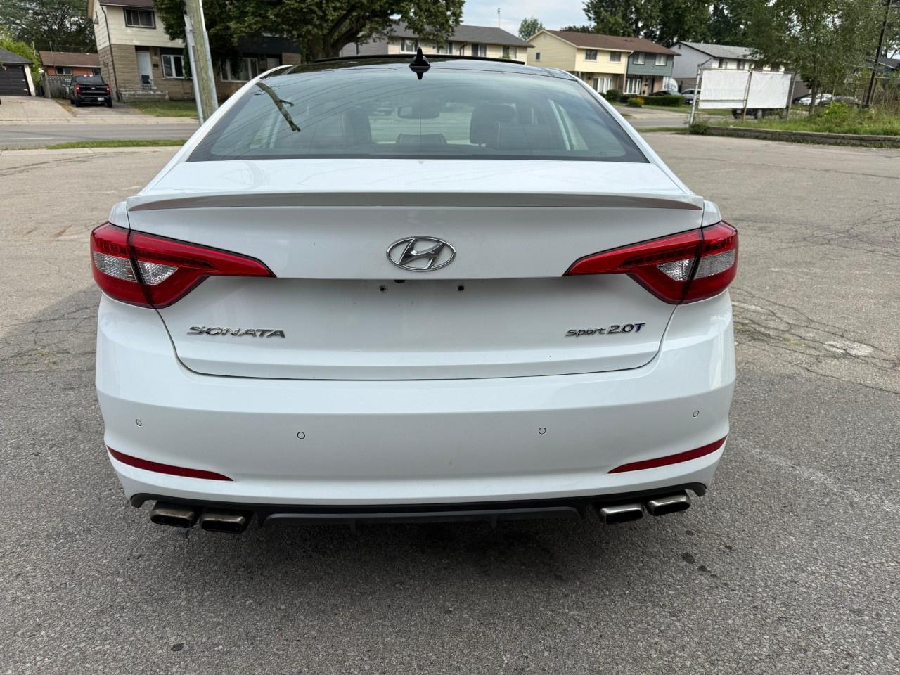 2015 Hyundai Sonata 4dr Sdn 2.0T Auto Ultimate w/Colour Pack Photo3