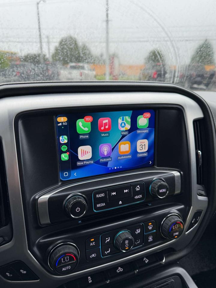 2017 GMC Sierra 1500 4WD Crew Cab 153.0 SLE 6'6 Box Photo