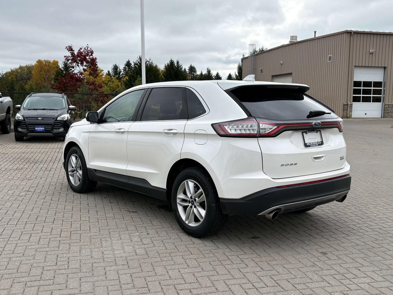 2017 Ford Edge SEL FWD   Nav   Pano Roof   Leather   Heated Seats Photo