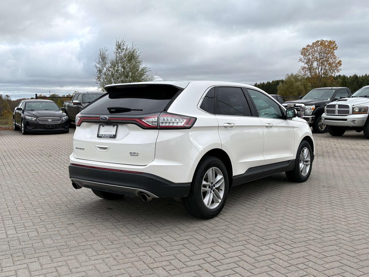 2017 Ford Edge SEL FWD   Nav   Pano Roof   Leather   Heated Seats Photo