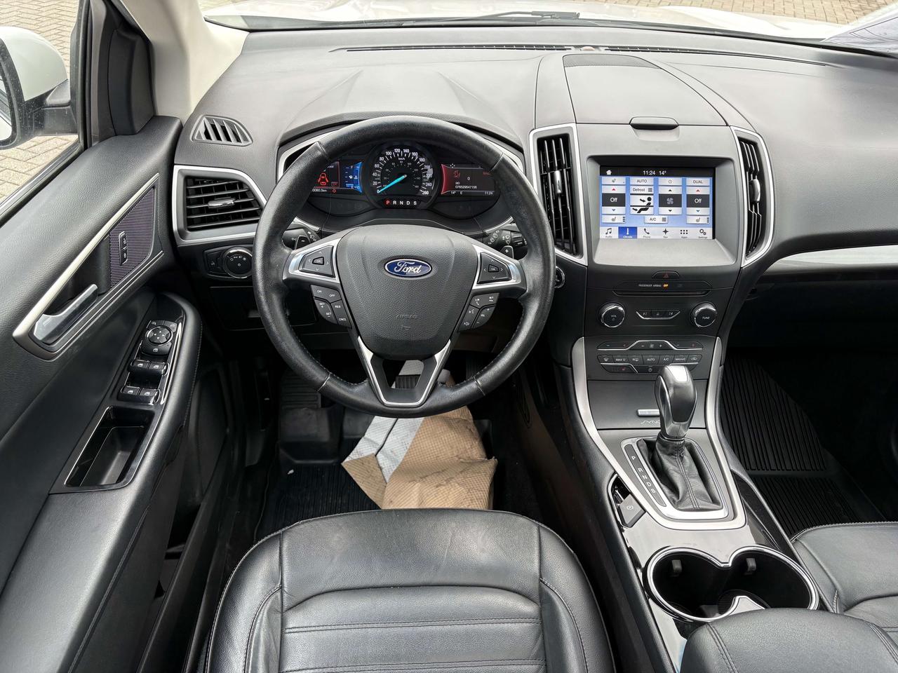 2017 Ford Edge SEL FWD   Nav   Pano Roof   Leather   Heated Seats Photo