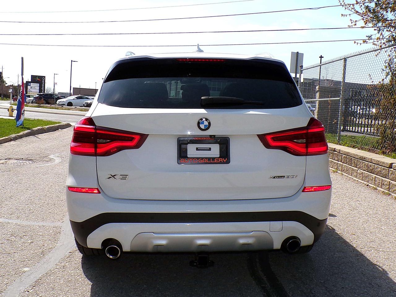 2019 BMW X3 X-DRIVE30i SPORT BSD LDW FCW NAVI PANO ROOF APPLE CARPLAY Photo