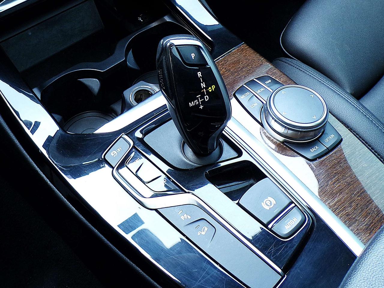 2019 BMW X3 X-DRIVE30i SPORT BSD LDW FCW NAVI PANO ROOF APPLE CARPLAY Photo