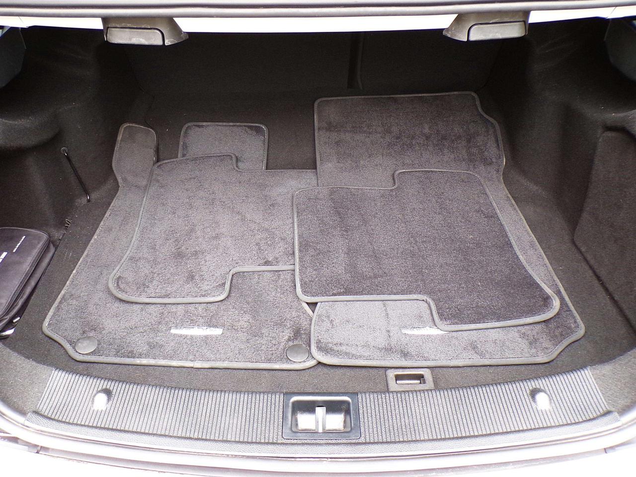 2014 Mercedes-Benz Others 4MATIC BSA LKA NAVI CAMERA SUNROOF CD CHANGER B.T. Photo