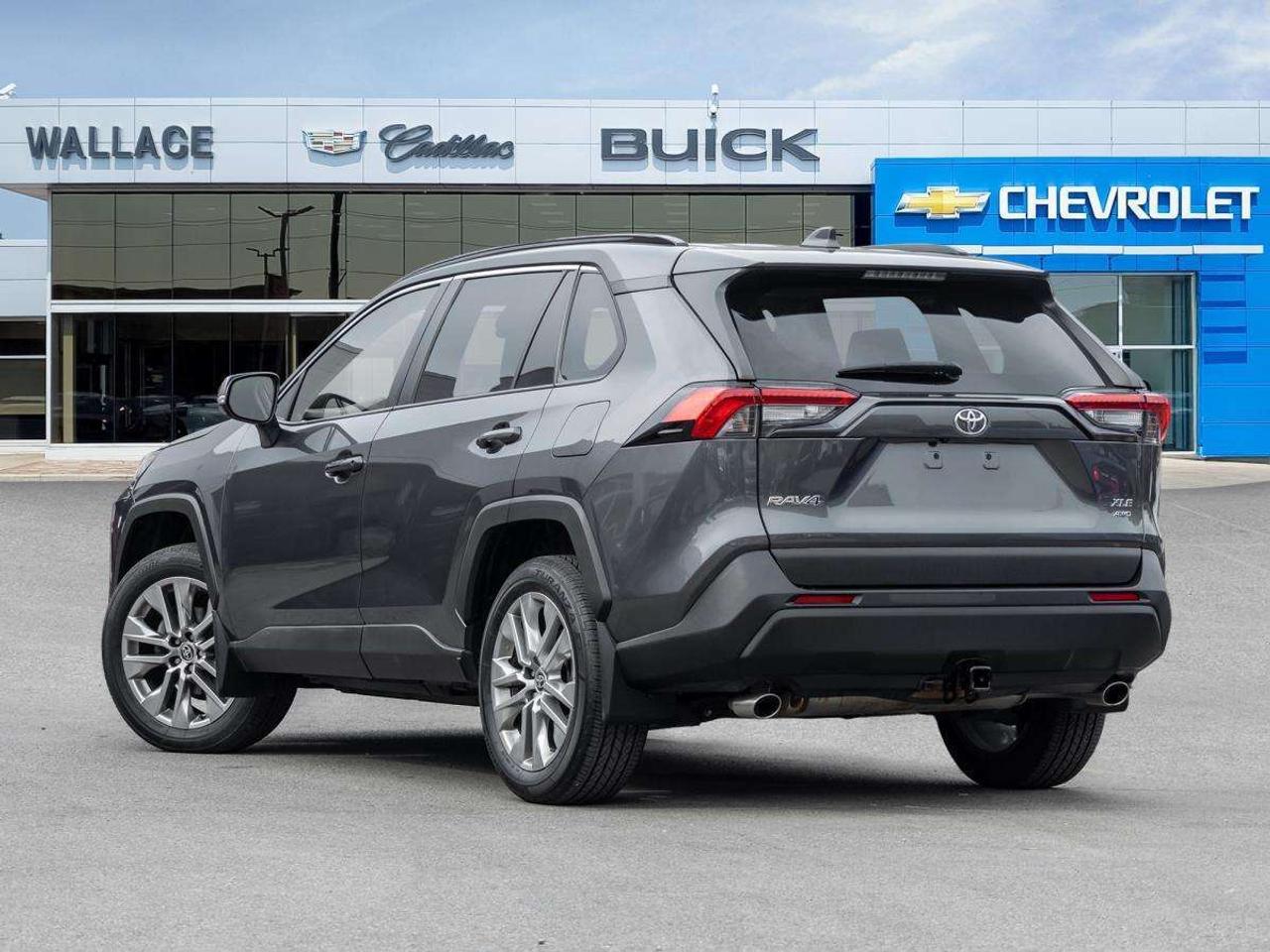 2021 Toyota RAV4 XLE AWD Photo