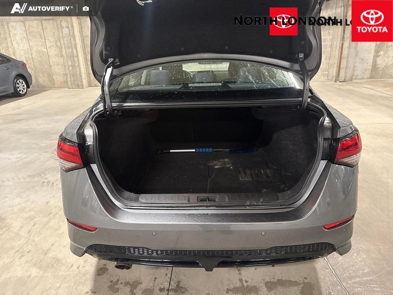 2022 Nissan Sentra SR 4dr Sedan Photo