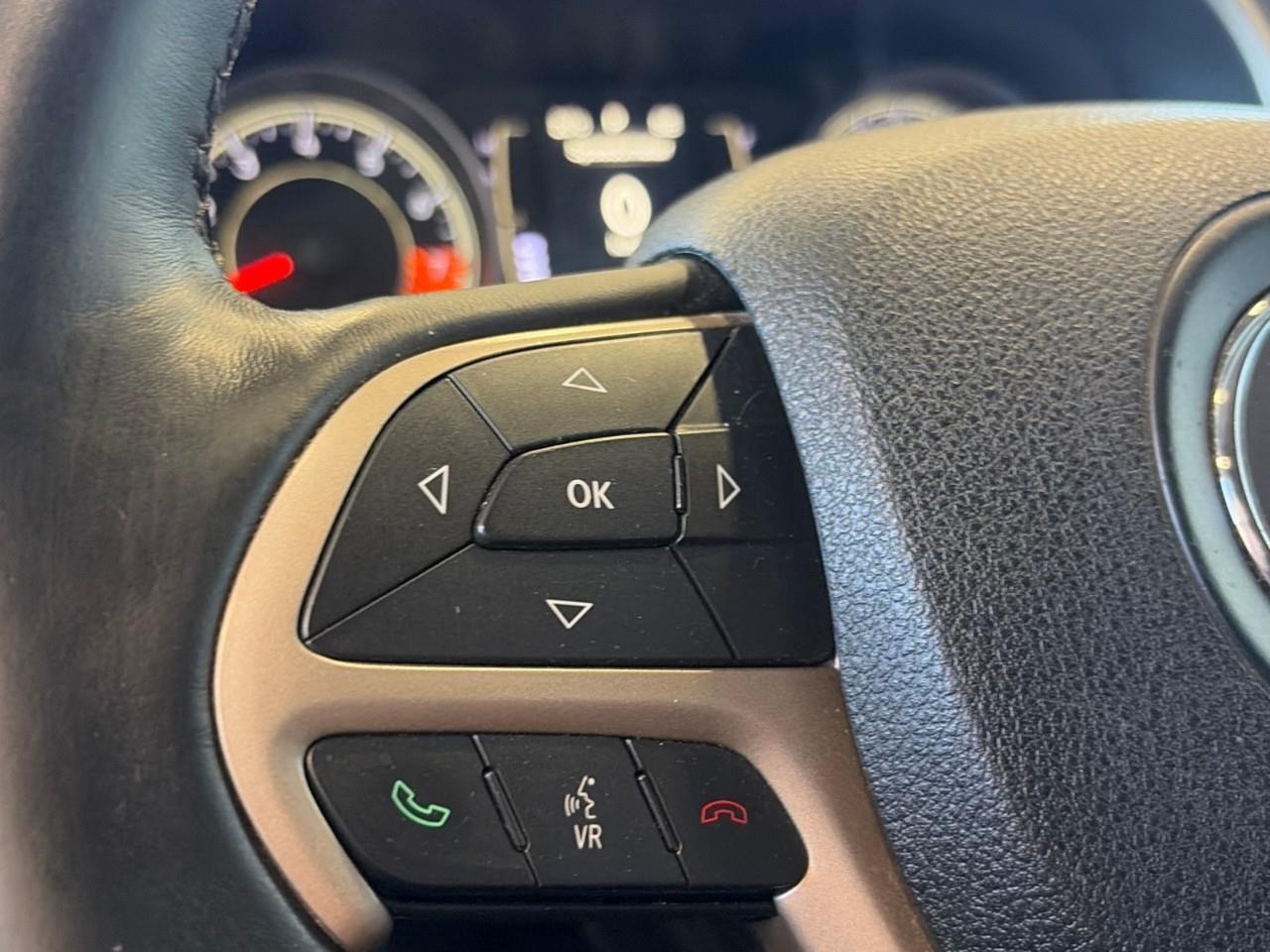 2015 Jeep Cherokee North 4dr 4x4 Photo