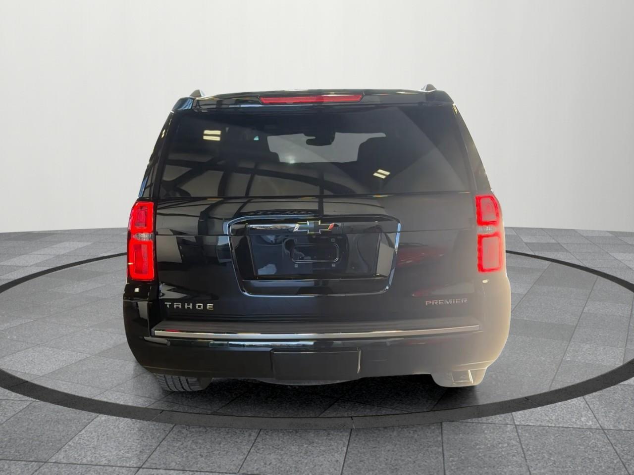 2019 Chevrolet Tahoe Premier 4x4 Photo3