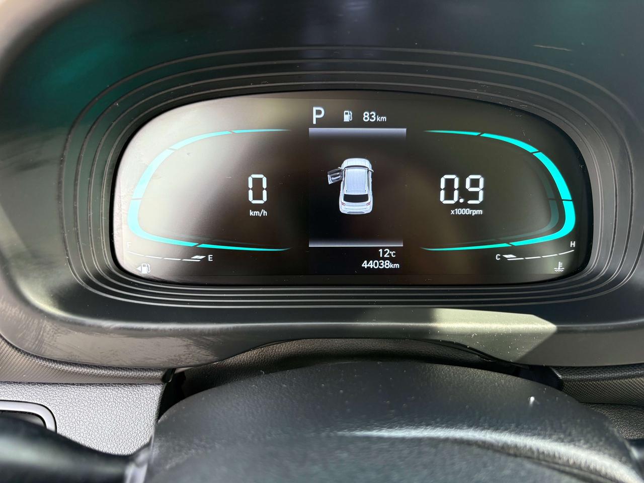 2023 Hyundai Venue Essential - htd seat Photo