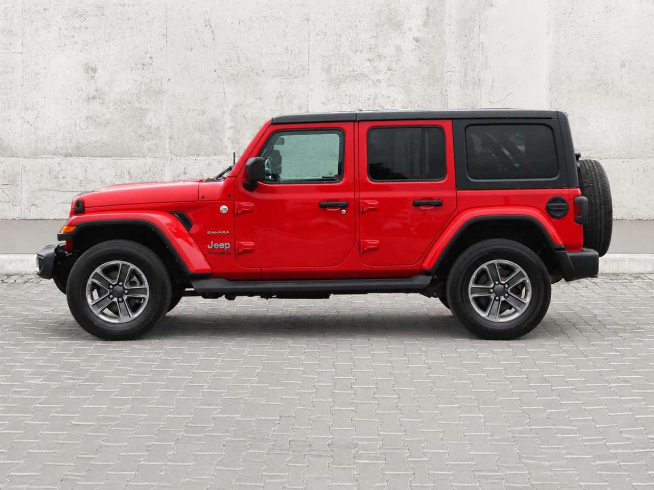 2021 Jeep Wrangler Sahara Unlimited 4x4  SiriusXM SideSteps ReverseCa Photo2