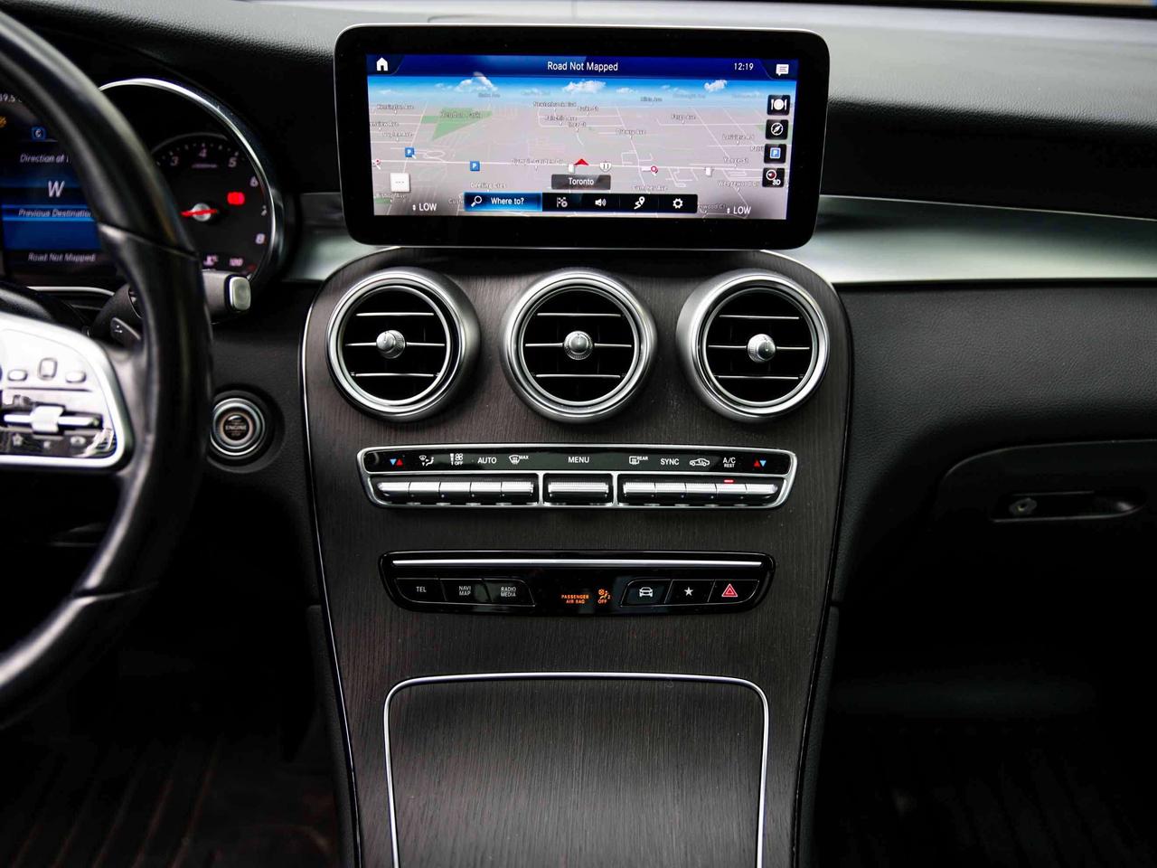 2022 Mercedes-Benz GLC  Photo