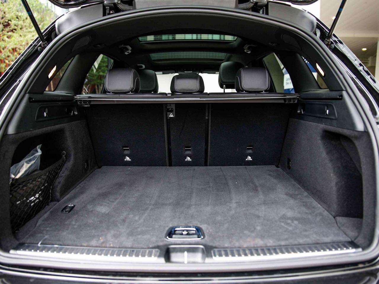 2022 Mercedes-Benz GLC  Photo