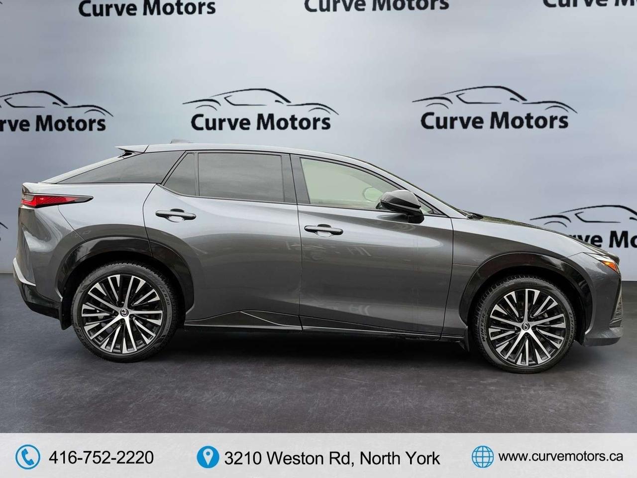 2023 Lexus RZ 450e AWD * NO ACCIDENTS / COOLED SEATS / PANORAMIC ROOF / DRIVER ASSIST Photo