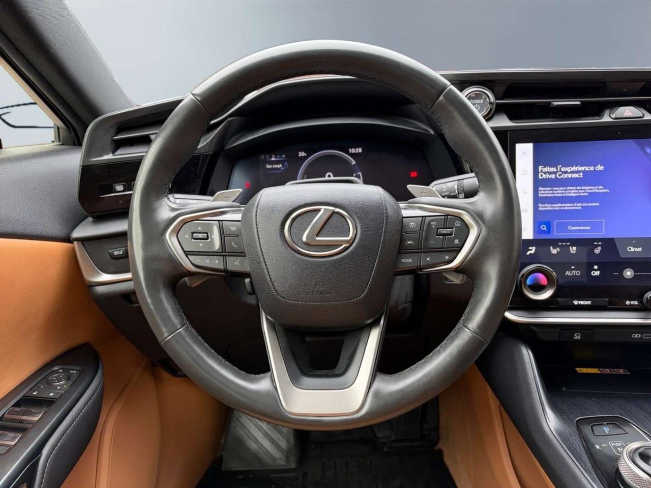 2023 Lexus RZ 450e AWD * NO ACCIDENTS / COOLED SEATS / PANORAMIC ROOF / DRIVER ASSIST Photo