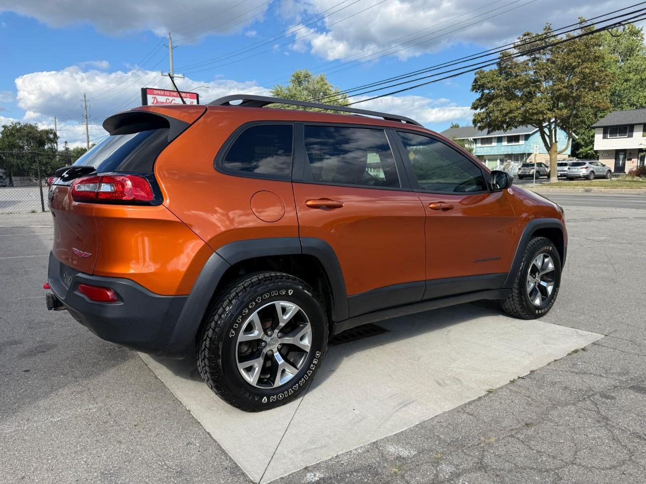 2015 Jeep Cherokee 4WD 4dr Trailhawk Photo