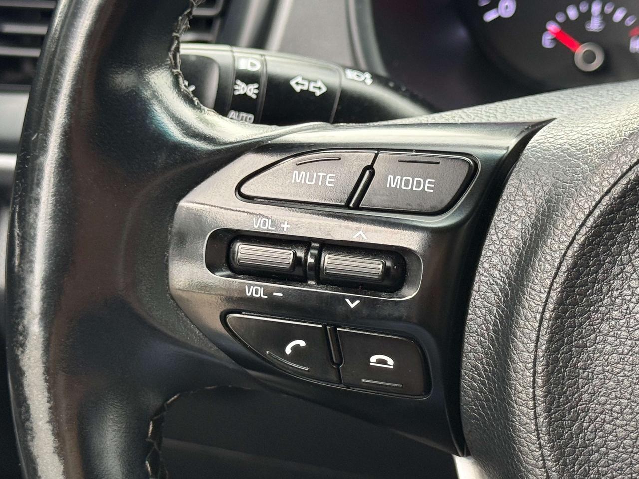 2019 Kia Rio LX+ l FWD l EcoVehicle l Auto l RCam l 1.6L l 4Cyl Photo