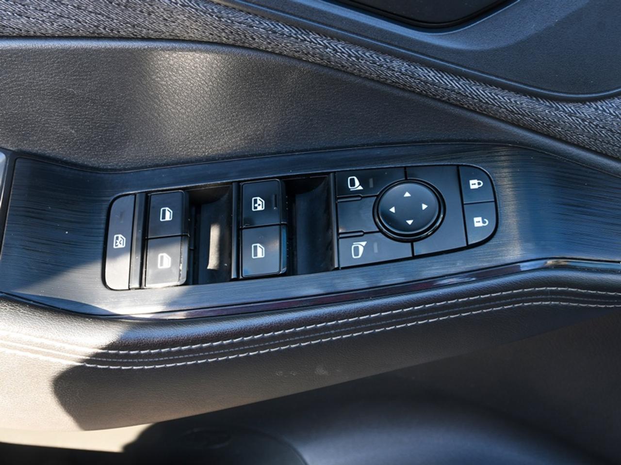 2021 Nissan Rogue S Photo