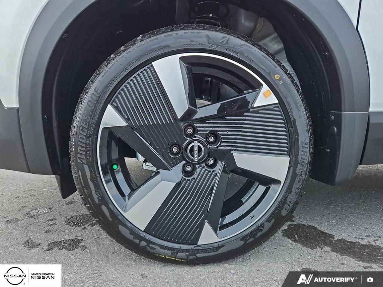 2027 Nissan Kicks SR Premium AWD Photo