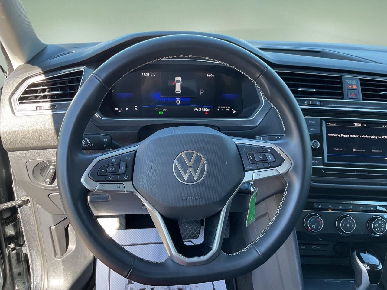 2024 Volkswagen Tiguan Trendline 4dr All-wheel Drive 4MOTION Photo