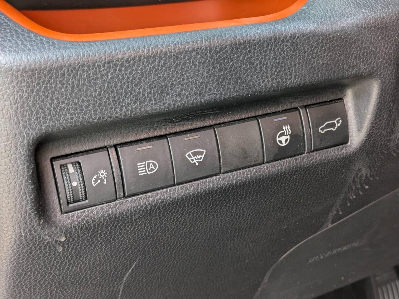 2019 Toyota RAV4 AWD Trail Photo