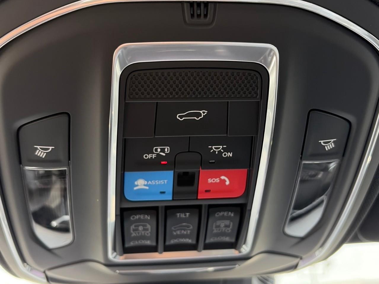 2026 Jeep Cherokee Overland 4dr 4x4 Photo