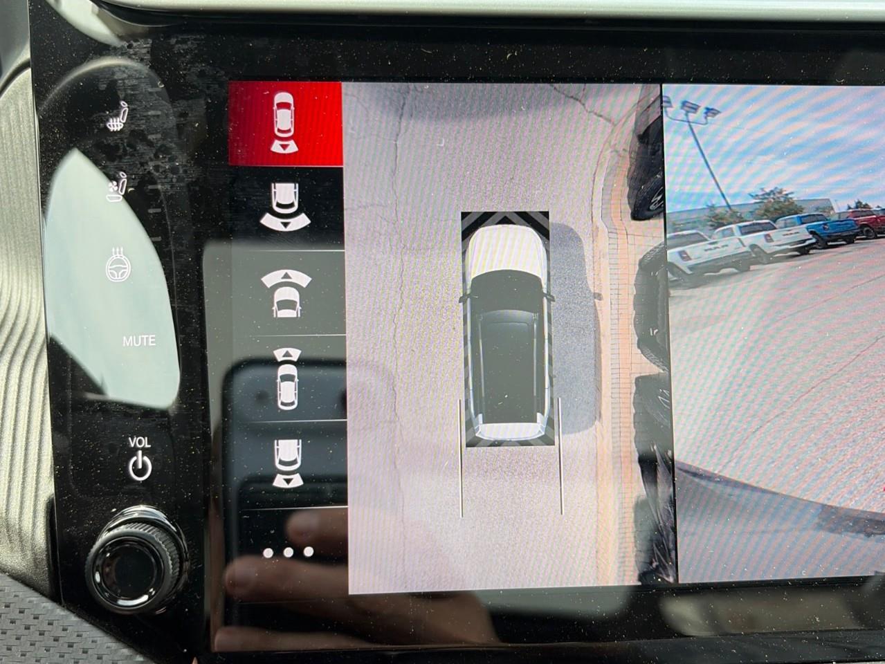 2026 Jeep Cherokee Overland 4dr 4x4 Photo