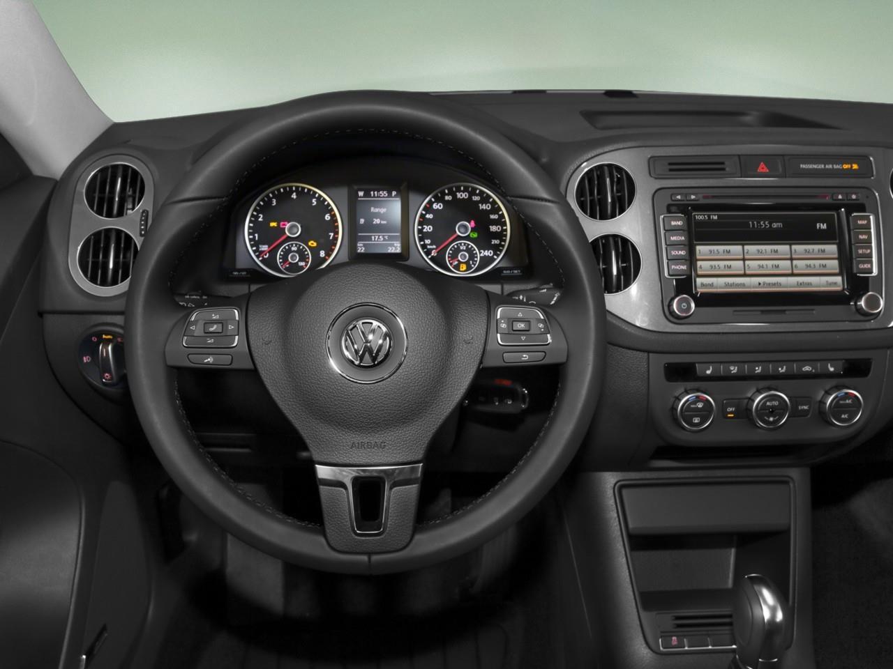 2016 Volkswagen Tiguan Comfortline (A6) 4dr All-Wheel Drive 4MOTION Photo