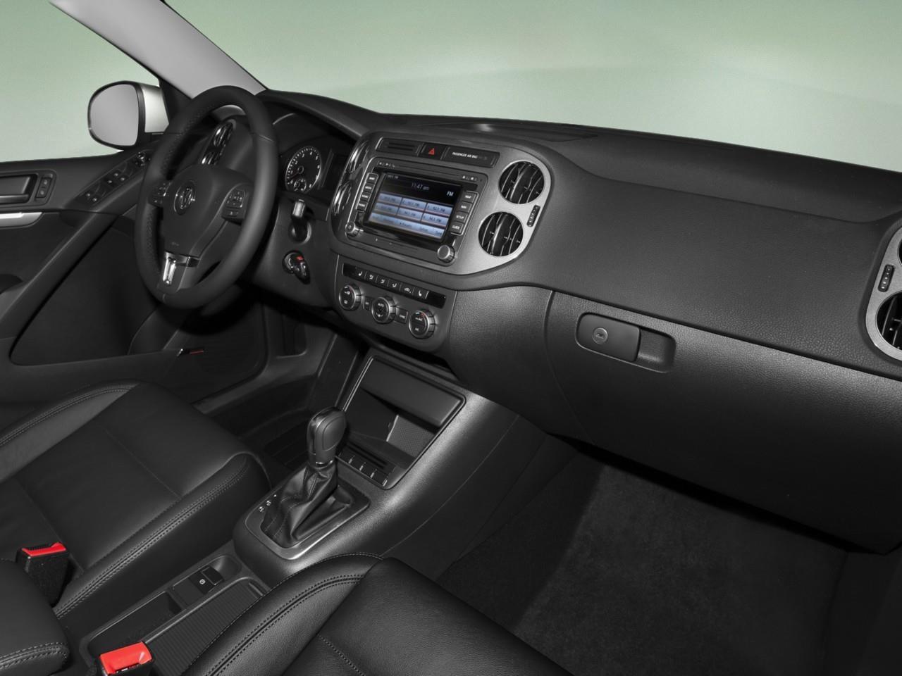 2016 Volkswagen Tiguan Comfortline (A6) 4dr All-Wheel Drive 4MOTION Photo