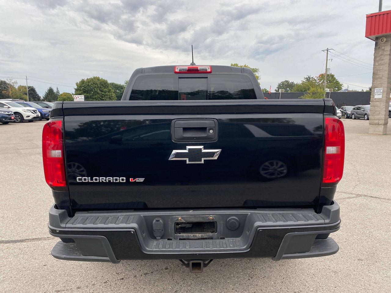 2017 Chevrolet Colorado 4WD Z71, REMOTE START, HEATED SEATS, 5FT BOX! Photo