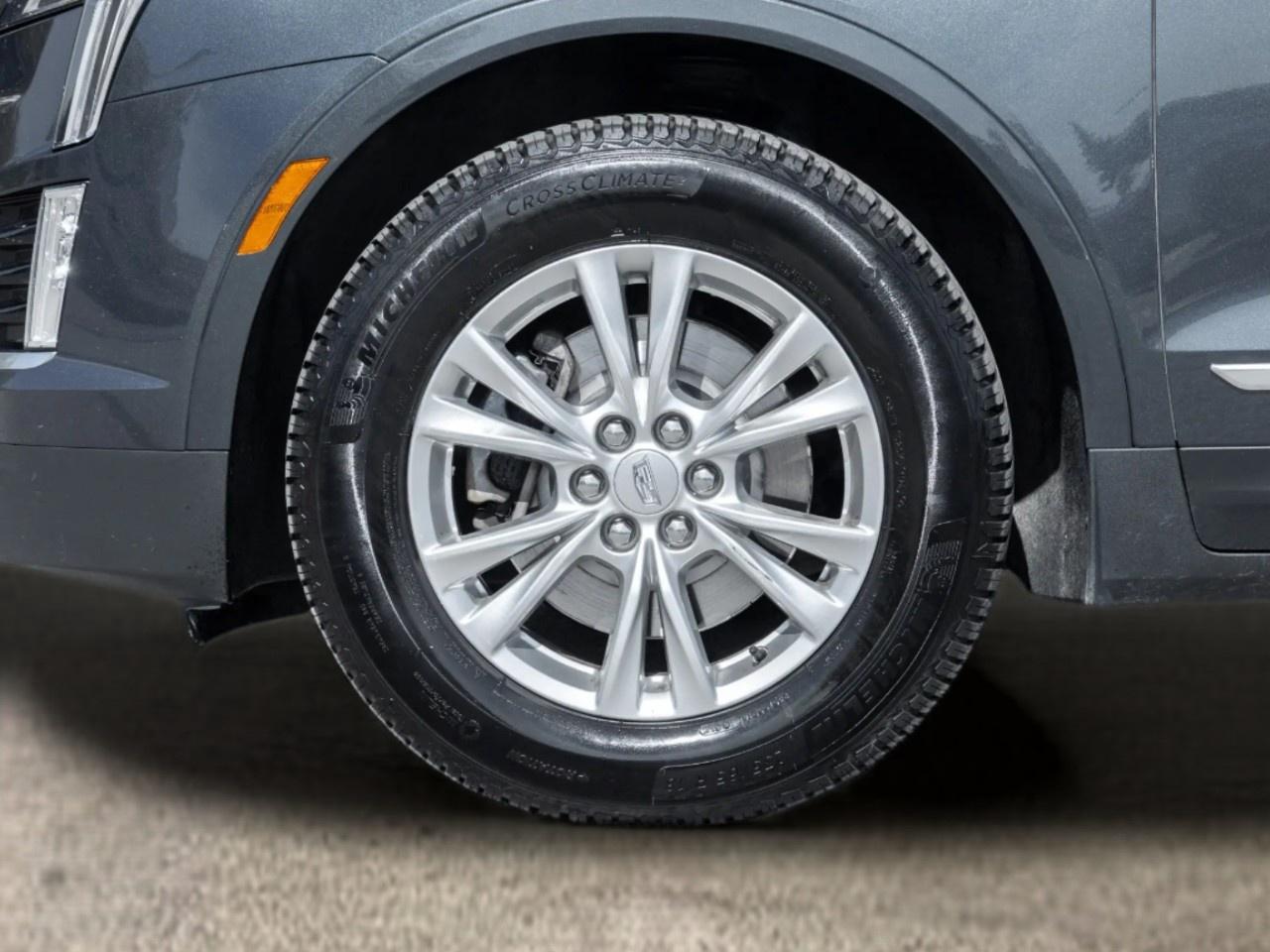 2020 Cadillac XT5 AWD 4dr Luxury Photo3
