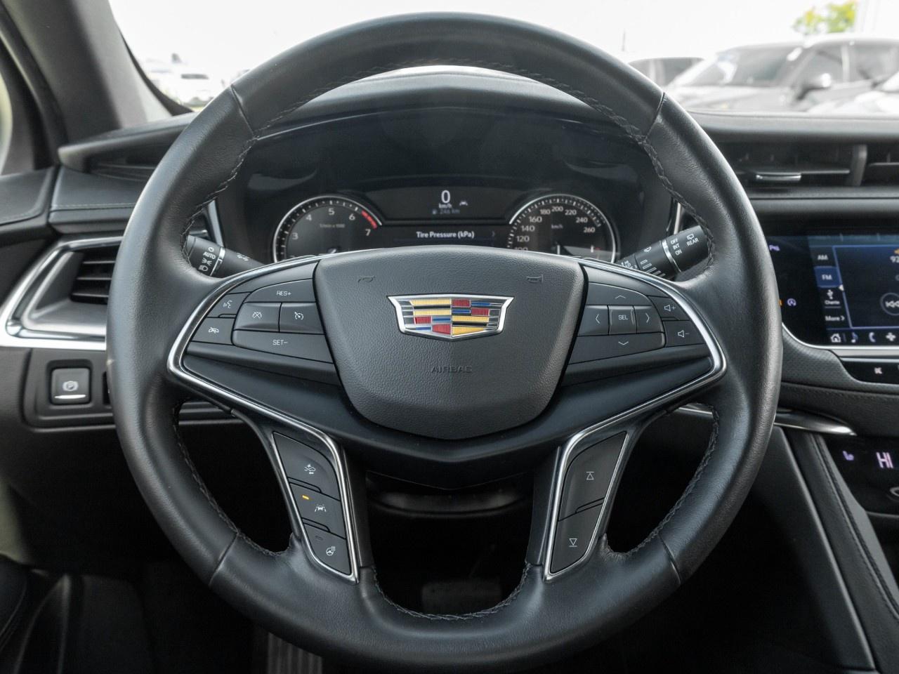 2020 Cadillac XT5 AWD 4dr Luxury Photo