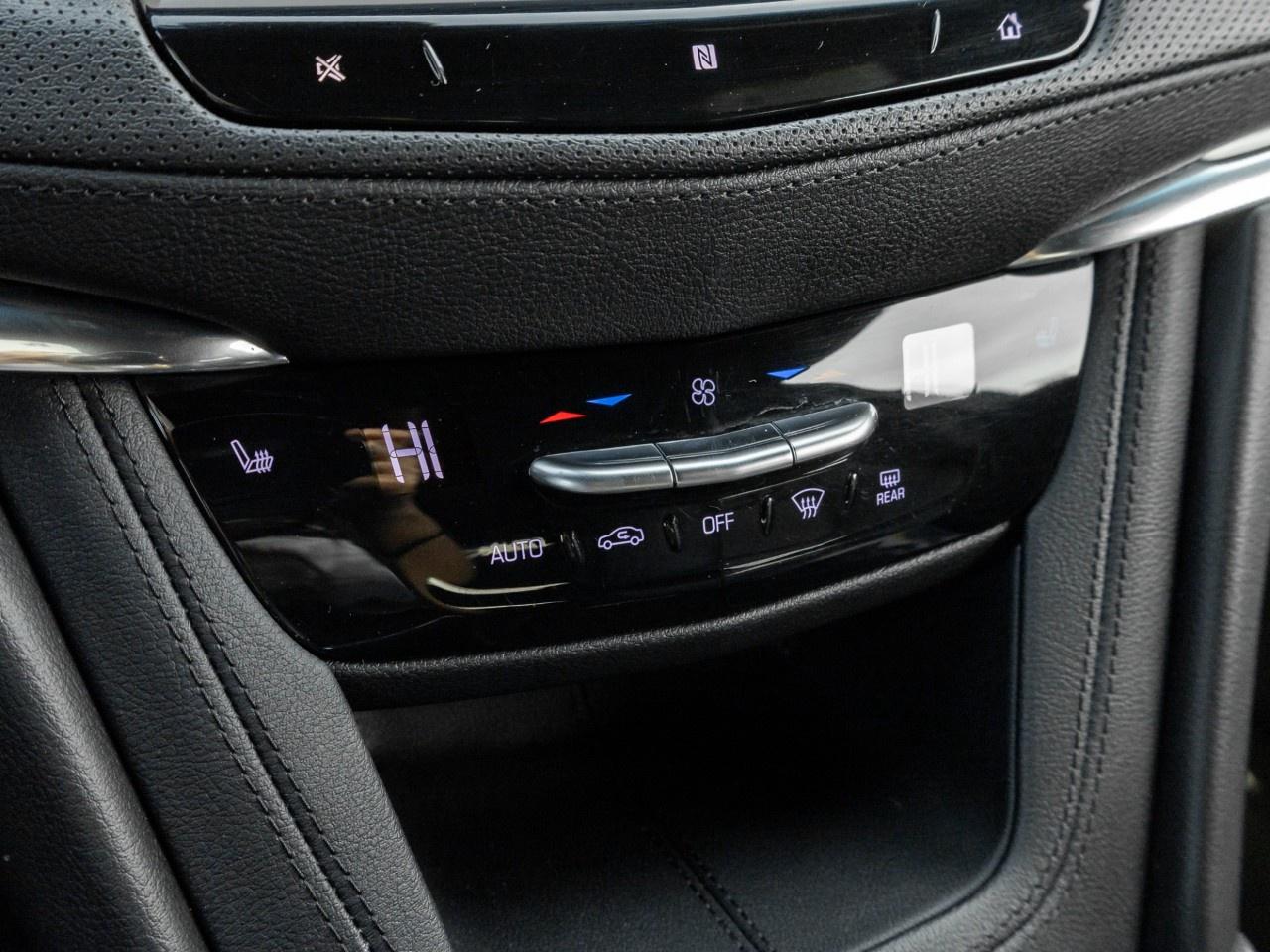 2020 Cadillac XT5 AWD 4dr Luxury Photo