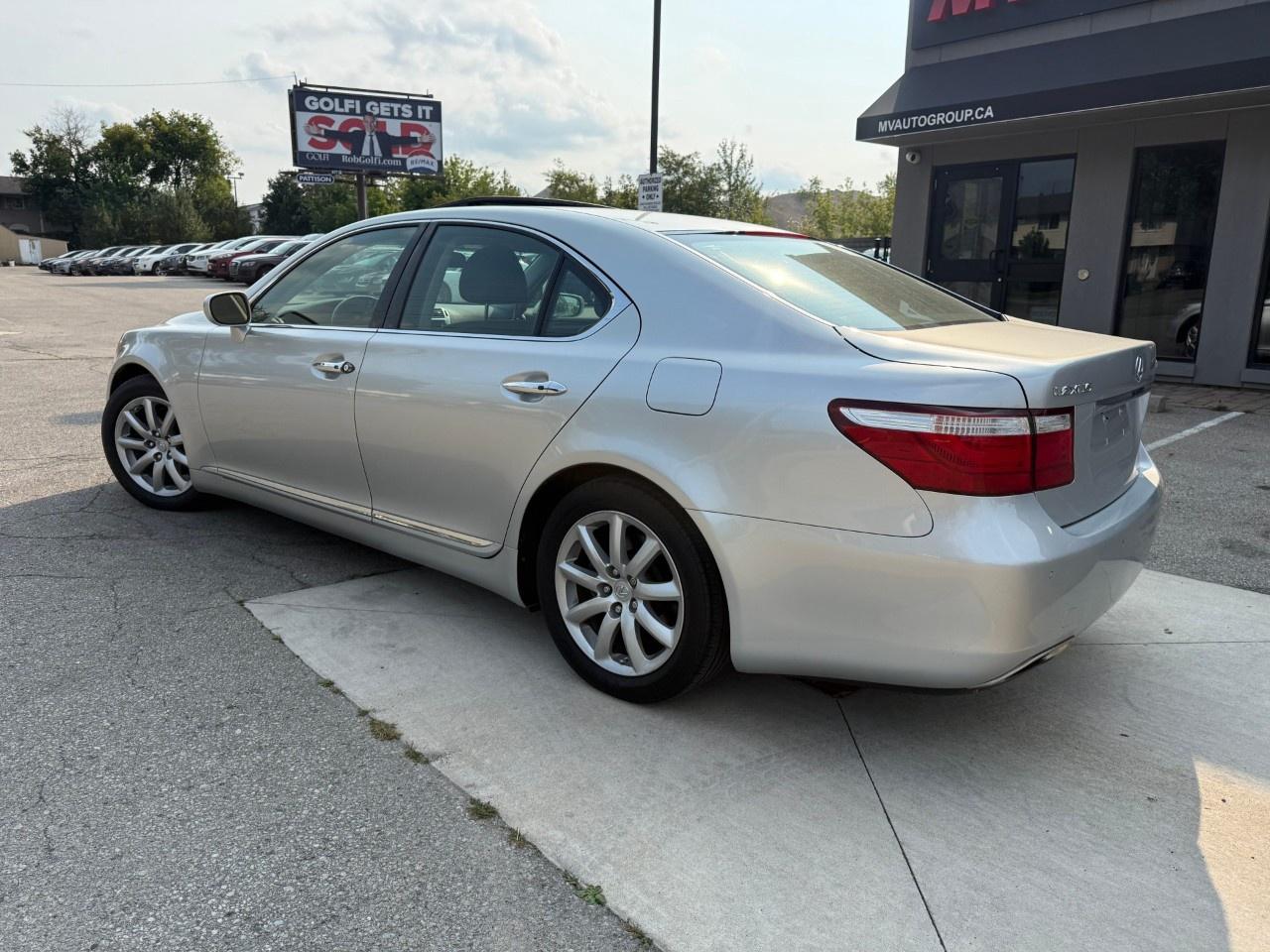 2007 Lexus LS 460 4dr Sdn SWB Photo2