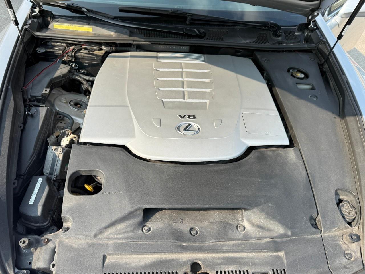 2007 Lexus LS 460 4dr Sdn SWB Photo