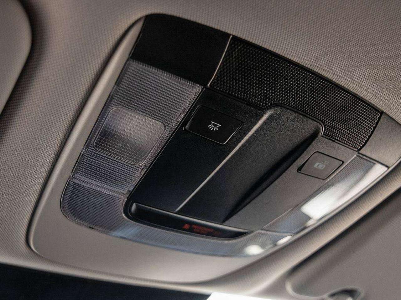 2023 Kia Sportage LX   Heated Seats   Apple CarPlay   Keyless Entry Photo