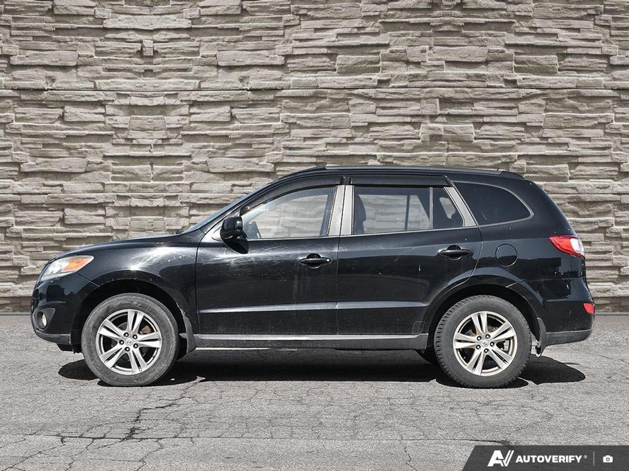 2012 Hyundai Santa Fe GL 2.4 Premium (A6) All-Wheel Drive Photo