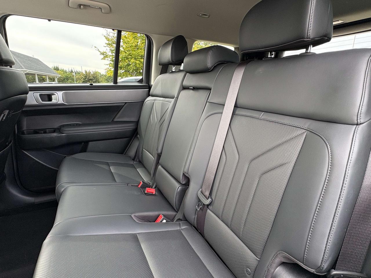 2025 Hyundai Santa Fe XRT AWD   Sunroof   Leather   Heated Seats Photo