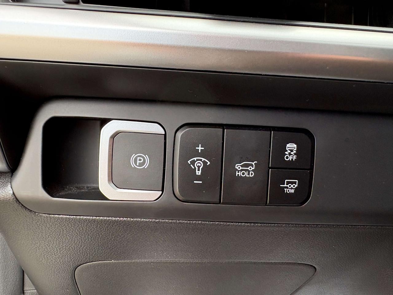 2025 Hyundai Santa Fe XRT AWD   Sunroof   Leather   Heated Seats Photo