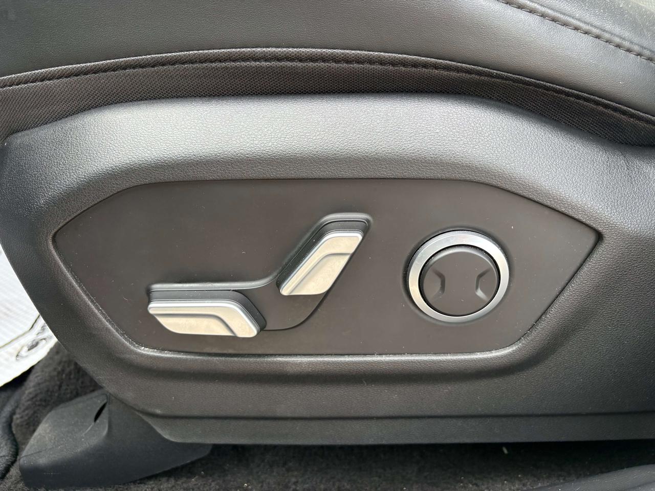 2025 Hyundai Santa Fe XRT AWD   Sunroof   Leather   Heated Seats Photo