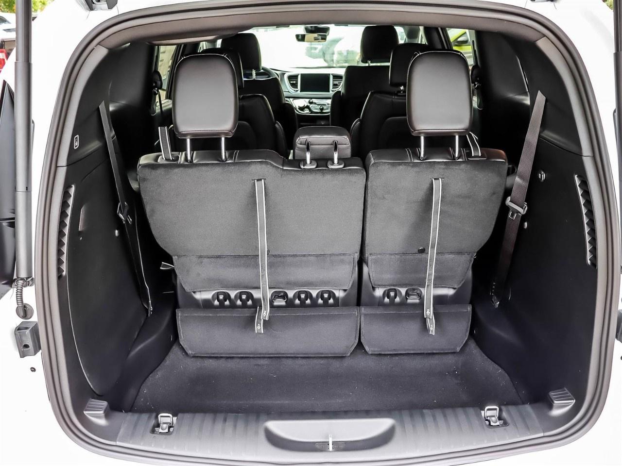 2027 Chrysler Grand Caravan SXT 2WD Photo