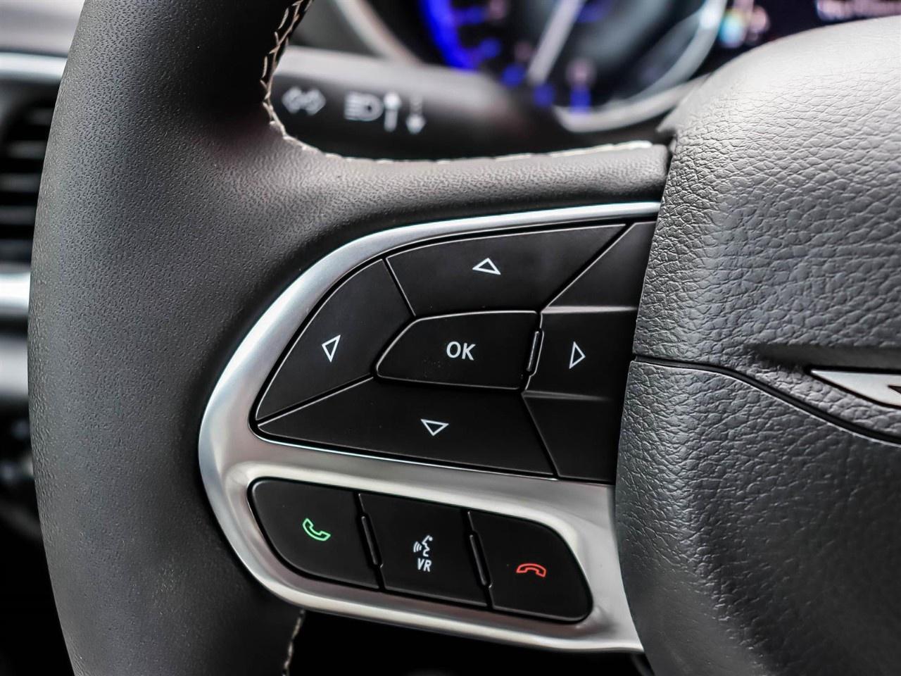 2027 Chrysler Grand Caravan SXT 2WD Photo