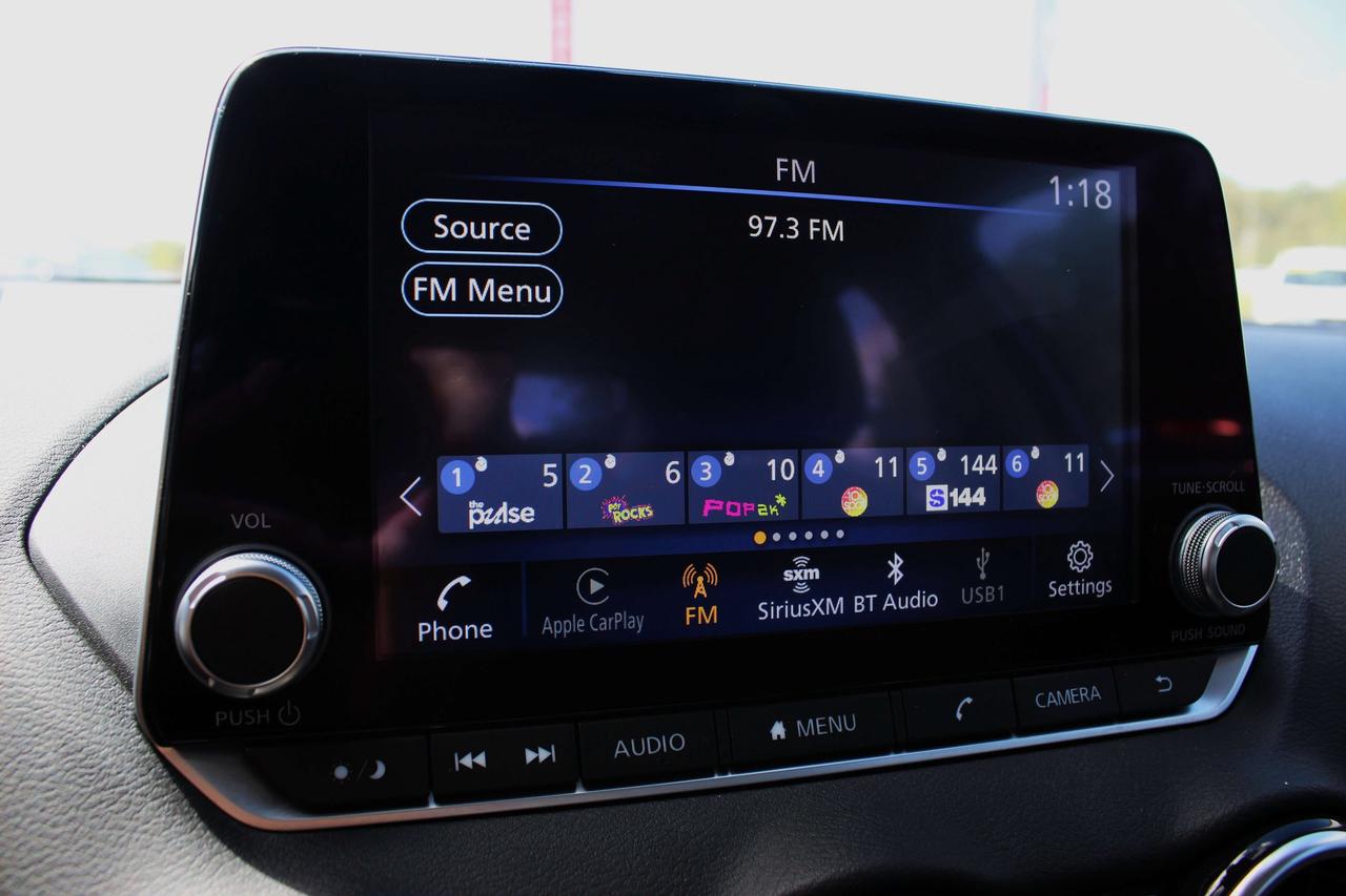 2025 Nissan Sentra SR Photo