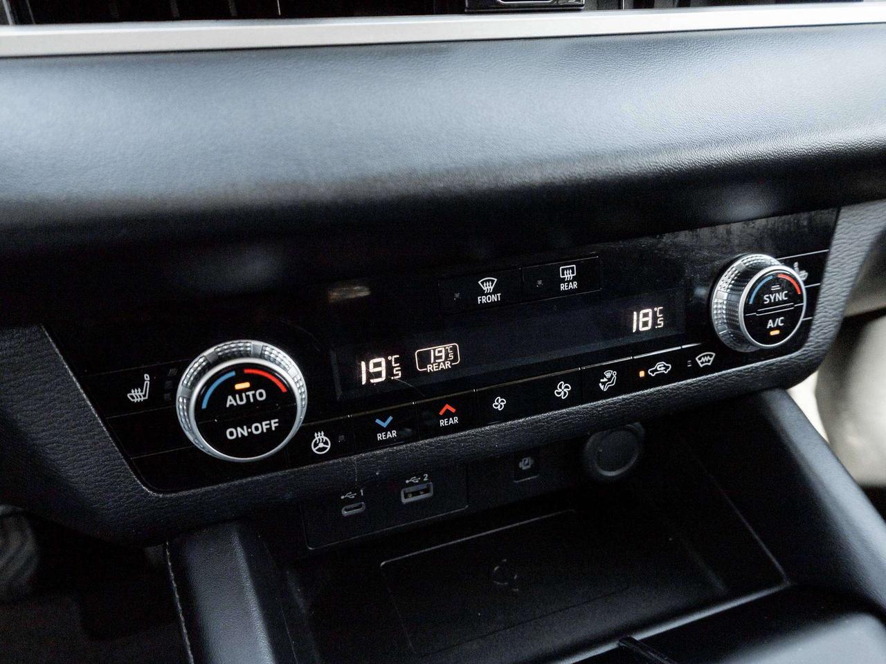 2022 Mitsubishi Outlander SE S-AWC CPO FINANCE RATES FOR AS LOW AS 0.90% Photo